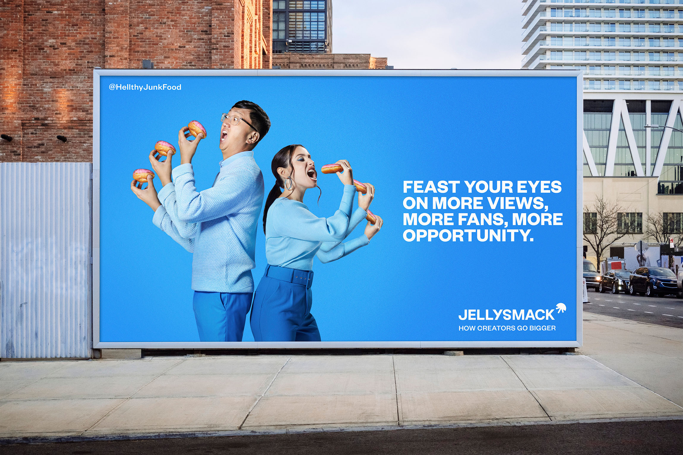 Jellysmack_OOH_Insitu_HellthyJunkFood